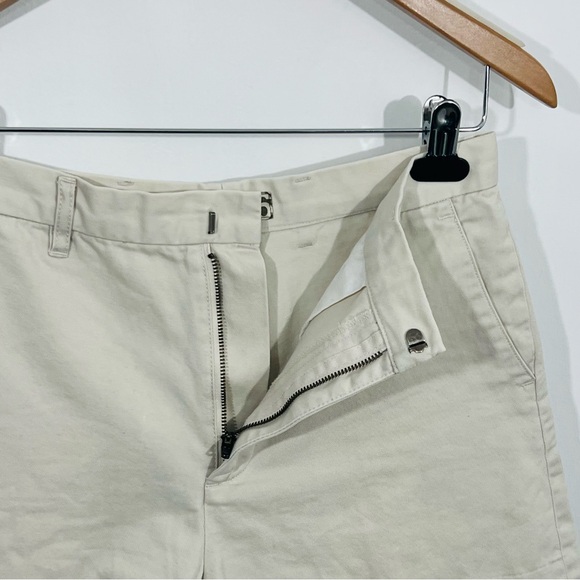J.Crew Chino 100% Cotton Beige Classic Shorts Preppy Streetwear Size 6 - Picture 4 of 6